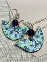 Image 2 of Amethyst birds 