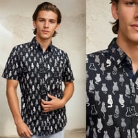 Camisa manga corta gato negra.