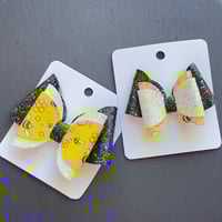 Image 1 of Frida Bow Diecut 1268