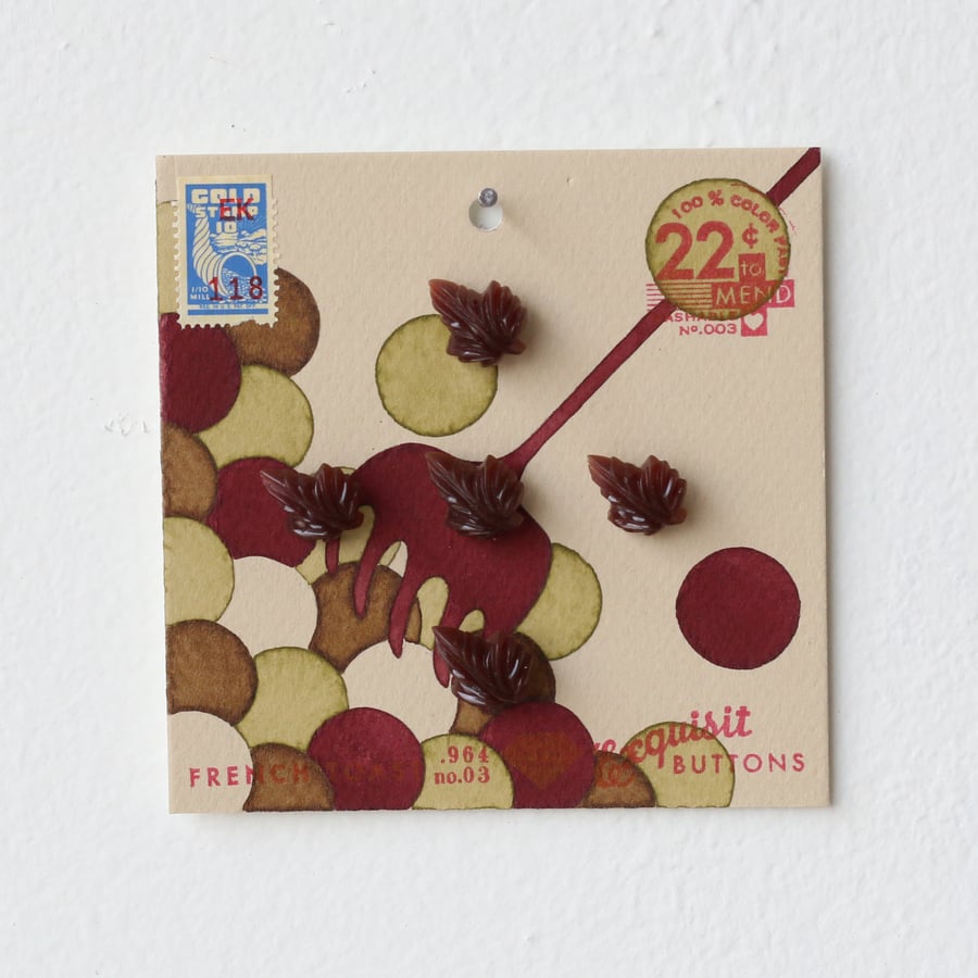 Image of Pea Green Button Card 56