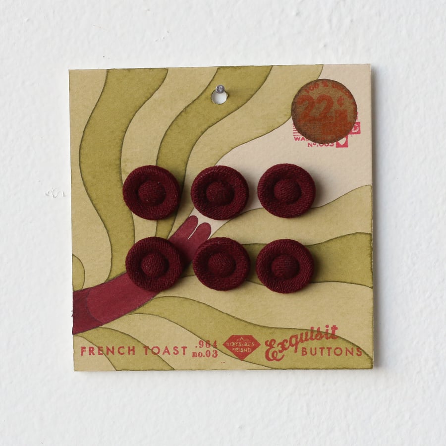 Image of Pea Green Button Card 82