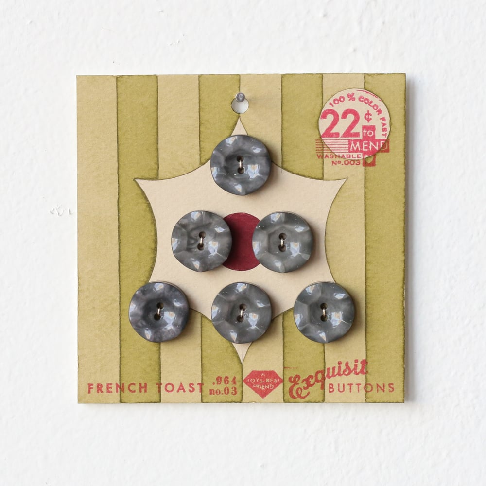 Image of Pea Green Button Card 94