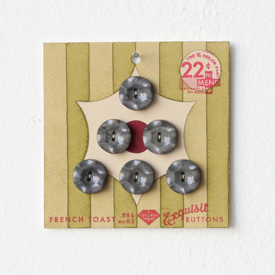 Image of Pea Green Button Card 94