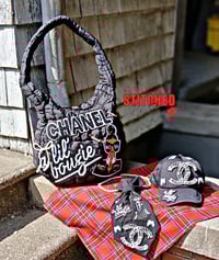 Image 2 of Glamorous and Gully Sold Separately)