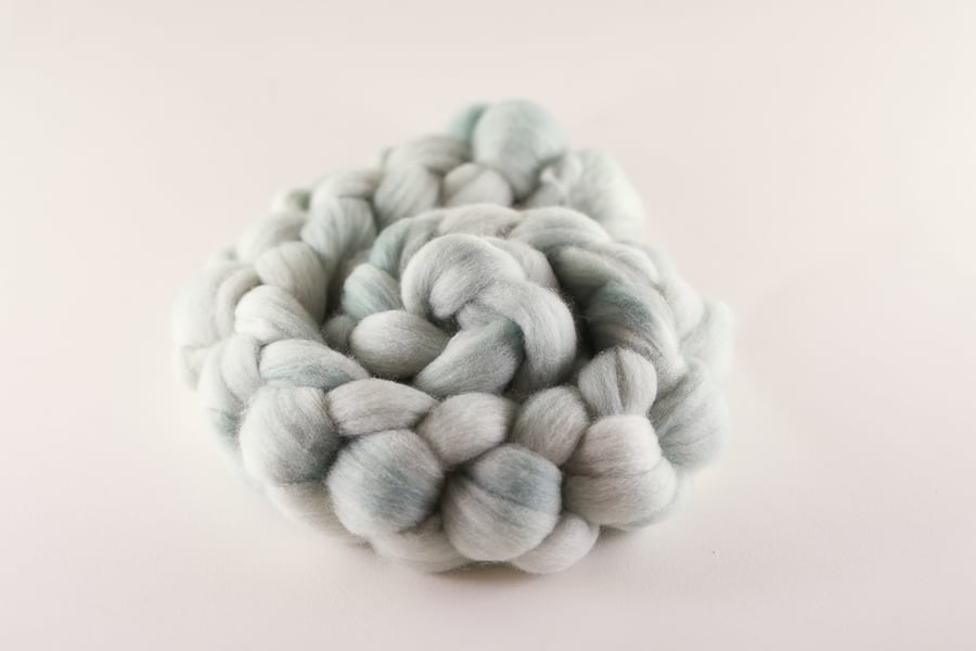 Image of Tulip coordinate 🌷 Merino 🌷 Sage (PRE-ORDER)