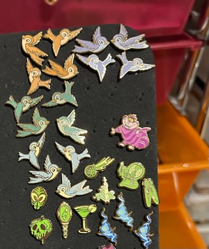 Image of Assorted mini pins 