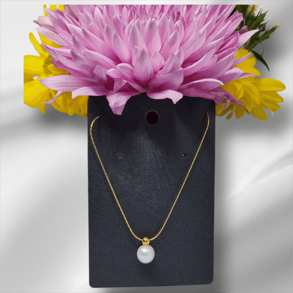 Image of PEARL NECKLACE