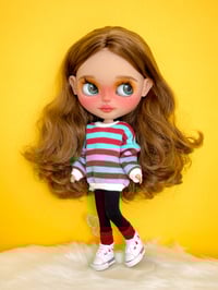 Image 3 of Dolly Extras