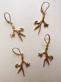 Dancer Earrings - Bronze