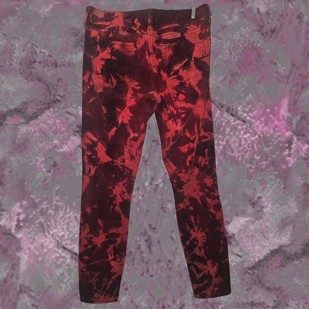 Image of pants (purplish/red)