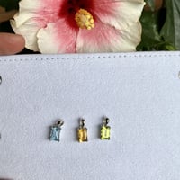 Image 1 of Collana Punto luce rettangolare con gemme naturali
