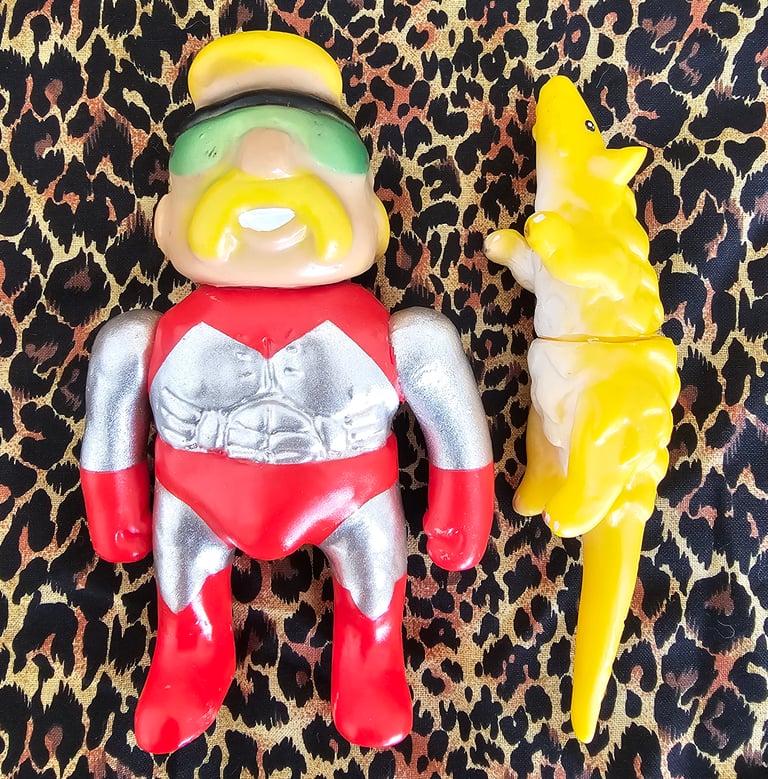 Captain Bulge & Yellow Astro Rat