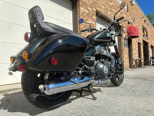 Image of Royal Enfield 650 Super Meteor with full touring kit and $500 off till the end of May!!!