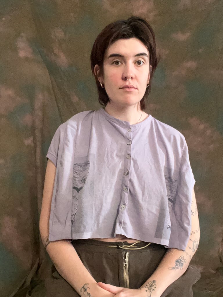 whisper tee: pucker bunch