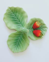 Image 2 of Tri Leaf Handled Dish