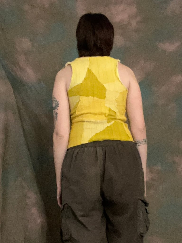 ursula tank: pucker bunch Image 3