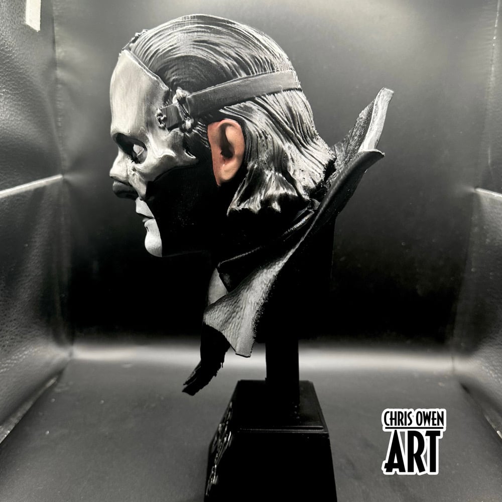 Ghost - Papa V Emaratus Bust