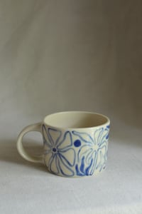 Image 6 of "Beach, My Muse" Shortie Mug 8 in Blueberry Jam