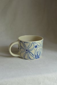 Image 13 of "Beach, My Muse" Shortie Mug 8 in Blueberry Jam