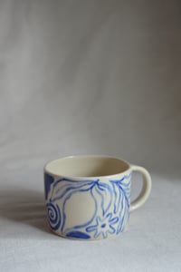 Image 15 of "Piano, Piano" Shortie Mug 1 in Blueberry Jam