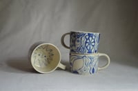 Image 11 of "Piano, Piano" Shortie Mug 1 in Blueberry Jam