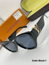 Image 1 of Womens Love Sunglasses (1:1)