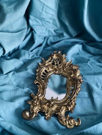 Image 6 of Miroir rocaille/style Louis XV en bronze 