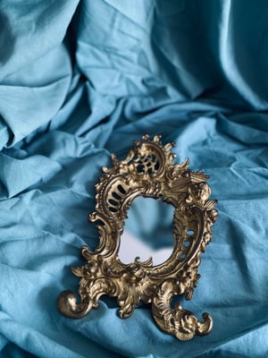 Image of Miroir rocaille/style Louis XV en bronze