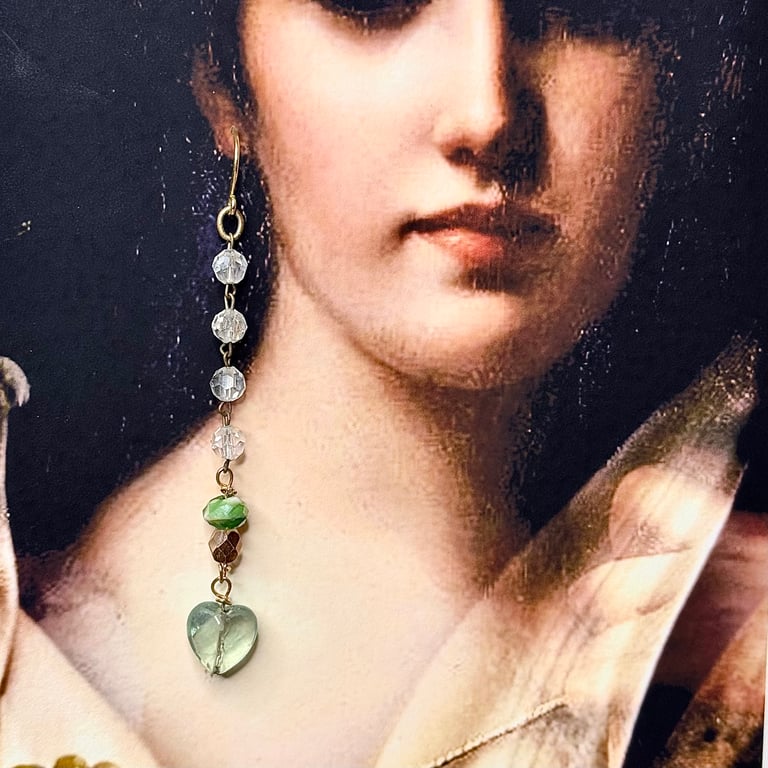 Vintage crystal and bead earrings Image 3