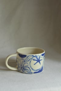 Image 8 of "Piano, Piano" Shortie Mug 2 in Blueberry Jam