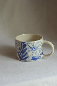 Image 11 of "Piano, Piano" Shortie Mug 3 in Blueberry Jam