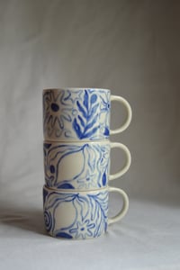 Image 15 of "Piano, Piano" Shortie Mug 3 in Blueberry Jam