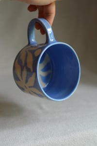 Image 6 of "Flora Adora" Shortie Mug 2 in Blueberry Milk