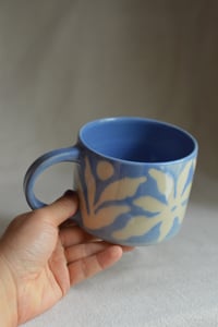 Image 9 of "Flora Adora" Shortie Mug 2 in Blueberry Milk