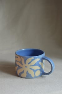 Image 4 of "Flora Adora" Shortie Mug 3 in Blueberry Milk