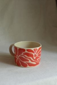 Image 5 of "Flora Adora" Shortie Mug 7 in Strawberry