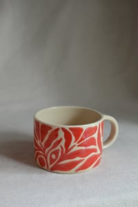 Image 8 of "Flora Adora" Shortie Mug 8 in Strawberry