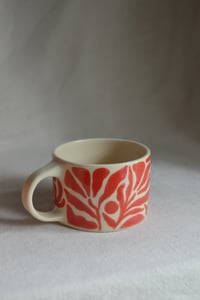 Image 20 of "Flora Adora" Shortie Mug 8 in Strawberry