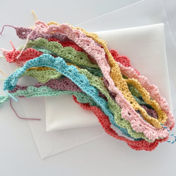 Image of Crochet trim pillow kit