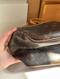 Image 11 of Louis Vuitton Deauville Monogram Bag