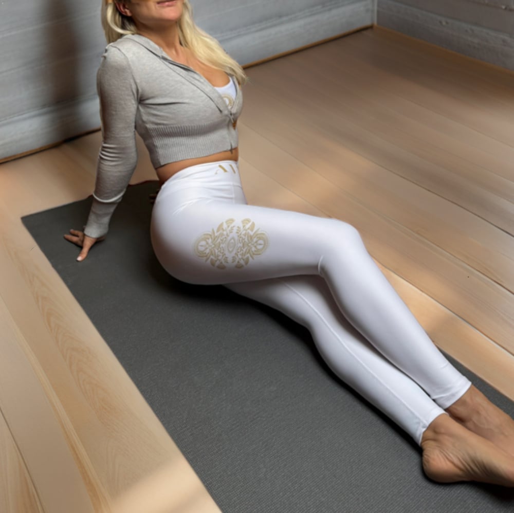 Image of Anima Ventus Leggings