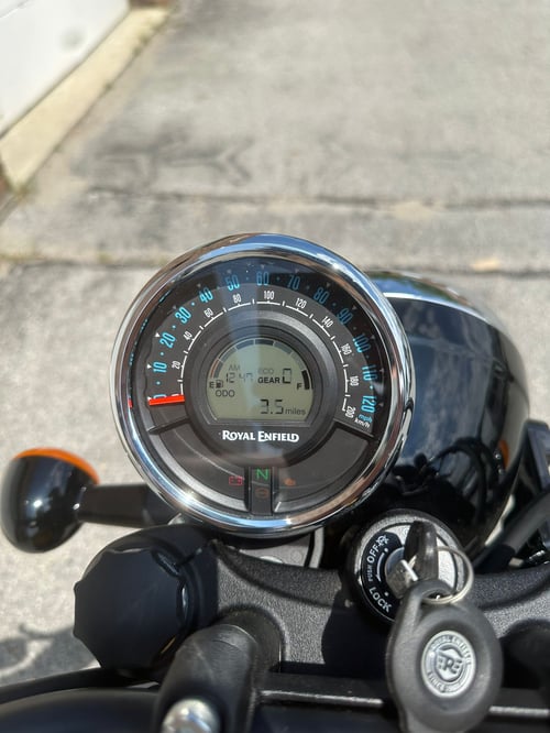 Image of Royal Enfield Meteor 350, Get $500 off till the end of May!!!