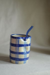 Image 11 of Straight-Sided Grip Straw Cup