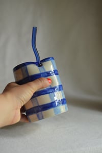 Image 13 of Straight-Sided Grip Straw Cup