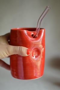 Image 17 of Straight-Sided Grip Straw Cup