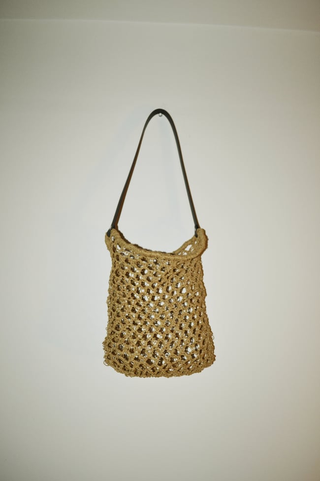 rye tote with a leather strap