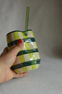 Image 7 of Curvy Grip Straw Cups