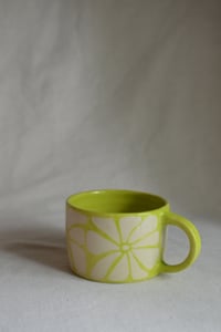 Image 4 of "Flora Adora" Shortie Mug 6 in Limeade