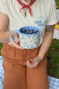 Image 2 of "Flora Adora" Shortie Mug 3 in Blueberry Milk