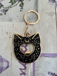 Black cat astrology keyring 